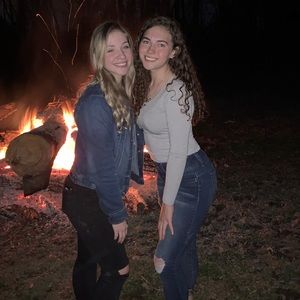 Meet your Posher, Danielle